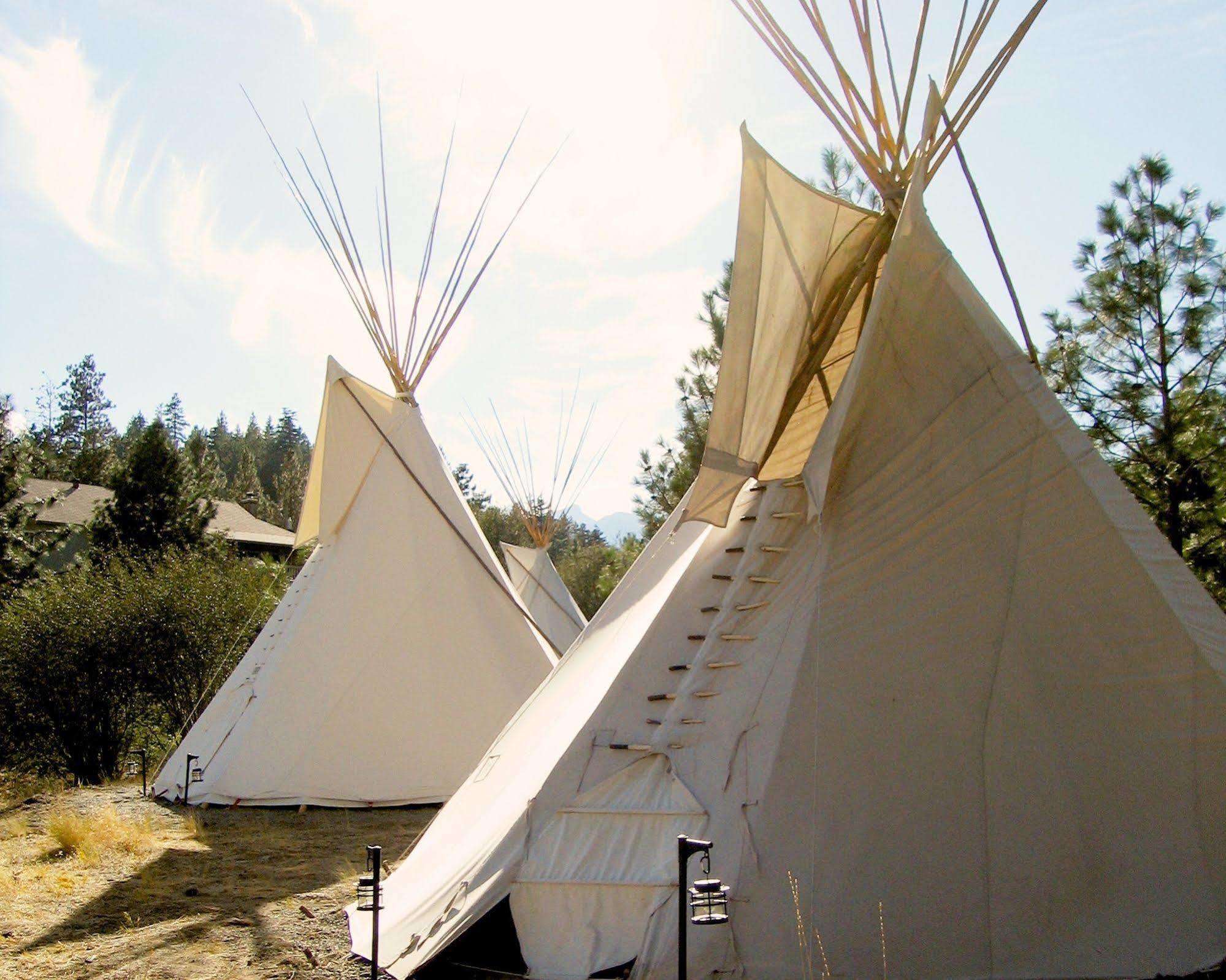 Kumsheen Rafting Resort Lytton Екстериор снимка